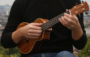 gia su day dan ukulele tai can tho