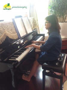 học đàn piano tại nhà